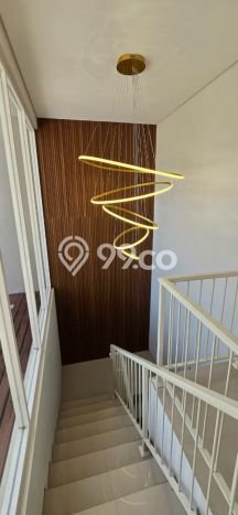 Dijual Rumah Premium dengan Fasilitas Sekitar Komplit di Wiyung, Surabaya Dijual Rumah Premium dengan Fasilitas Sekitar Komplit di Wiyung, Surabaya