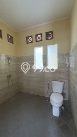 Ready to Use! Luxury House LT 210m2 Desain Modern di Kerobokan Ready to Use! Luxury House LT 210m2 Desain Modern di Kerobokan
