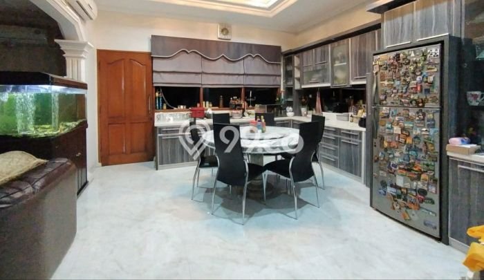 Hunian Elit LB 180m2 Siap Huni Desain Elegan di Pulomas, Jakarta Timur Hunian Elit LB 180m2 Siap Huni Desain Elegan di Pulomas, Jakarta Timur