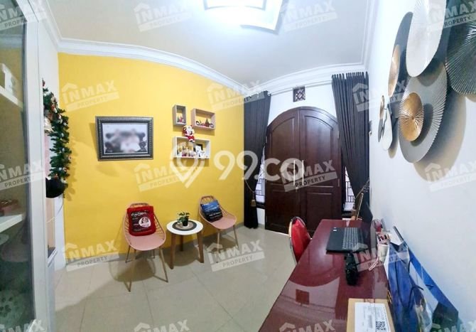 Hunian Impian Modern! Rumah 2 Lantai area , Malang, Luas 128m2m² LB 110m2m² Hunian Impian Modern! Rumah 2 Lantai area , Malang, Luas 128m2m² LB 110m2m²