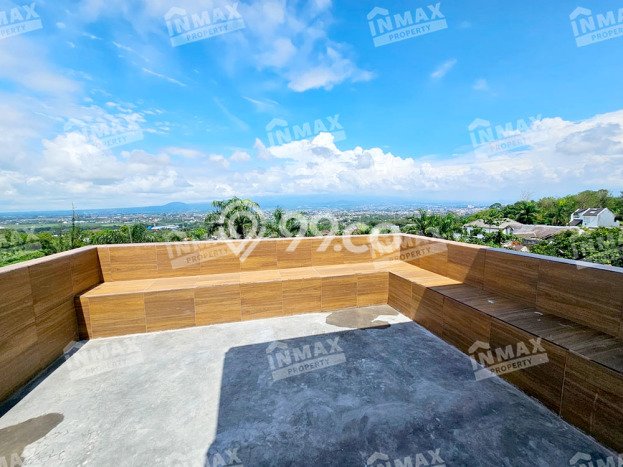Rumah Nyaman area Kedungkandang, Malang, Luas 376m2m² Bangunan 120m2m² Rumah Nyaman area Kedungkandang, Malang, Luas 376m2m² Bangunan 120m2m²