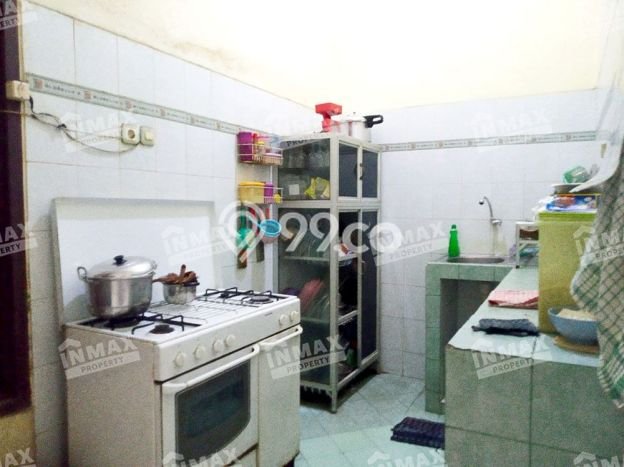 KESEMPATAN TERBAIK! Rumah Asri di Lowokwaru, LT 297m2m² LB 400m2m² KESEMPATAN TERBAIK! Rumah Asri di Lowokwaru, LT 297m2m² LB 400m2m²