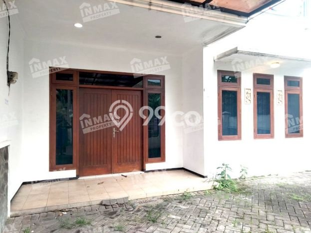 Rumah Strategis Minimalis Lb 250m2 di Blimbing, Malang Rumah Strategis Minimalis Lb 250m2 di Blimbing, Malang