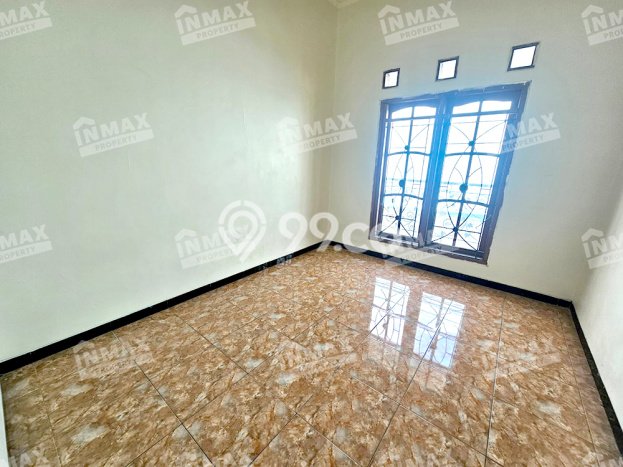 Disewakan Rumah Konsep Minimalis di Lowokwaru Malang dengan 11 KT Disewakan Rumah Konsep Minimalis di Lowokwaru Malang dengan 11 KT
