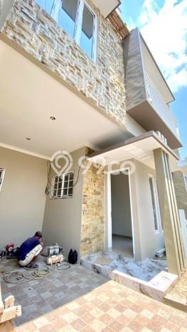 Jual Rumah Eksklusif 3 KT di Soekarno Hatta, Malang Jual Rumah Eksklusif 3 KT di Soekarno Hatta, Malang