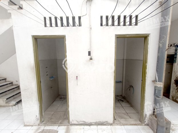 Ruko Bagus LT 260m2 LB 504m2 Dijual di Blimbing Malang Ruko Bagus LT 260m2 LB 504m2 Dijual di Blimbing Malang
