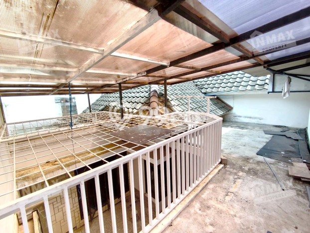 Disewakan! Rumah 3 Kamar Tidur &
2 Kamar Mandi di Villa Puncak Tidar, Malang Disewakan! Rumah 3 Kamar Tidur &
2 Kamar Mandi di Villa Puncak Tidar, Malang