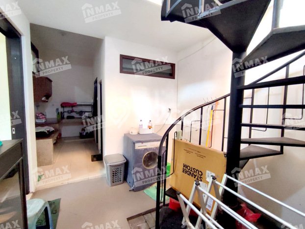 PENAWARAN EKSKLUSIF! Rumah di Villa Puncak Tidar, 2 KM, Lingkungan Elite, Luas 148m2m² Bangunan 130m2m² PENAWARAN EKSKLUSIF! Rumah di Villa Puncak Tidar, 2 KM, Lingkungan Elite, Luas 148m2m² Bangunan 130m2m²