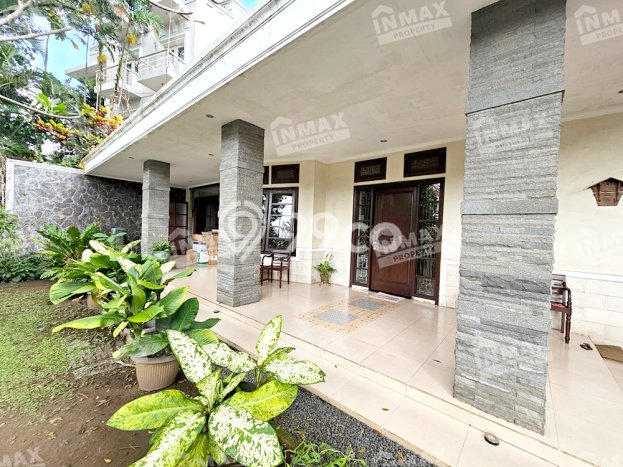 Rumah Bagus Siap Huni Di Klojen Luas 450m2 Aman Rumah Bagus Siap Huni Di Klojen Luas 450m2 Aman