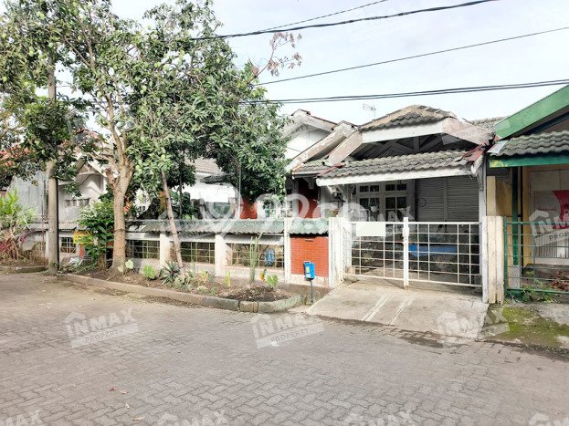 BEST CHOICE! Rumah area , Luas 264m2m² LB 140m2m² BEST CHOICE! Rumah area , Luas 264m2m² LB 140m2m²