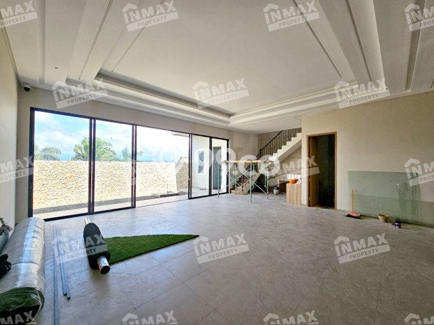 Rumah Nyaman area Kedungkandang, Malang, Luas 376m2m² Bangunan 120m2m² Rumah Nyaman area Kedungkandang, Malang, Luas 376m2m² Bangunan 120m2m²