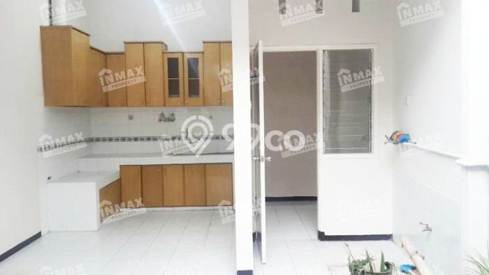 Siap Huni Rumah Mewah 4 Kamar di Lowokwaru Dekat ke Mana Pun Siap Huni Rumah Mewah 4 Kamar di Lowokwaru Dekat ke Mana Pun
