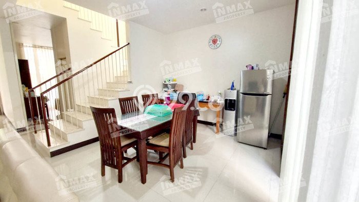 Rumah Modern Cantik 3 KT Siap Huni di Blimbing Rumah Modern Cantik 3 KT Siap Huni di Blimbing