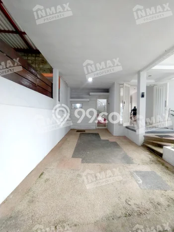 Rumah Kontrakan Malang LT 250m2 LB 300m2 Area Villa Puncak Tidar Rumah Kontrakan Malang LT 250m2 LB 300m2 Area Villa Puncak Tidar