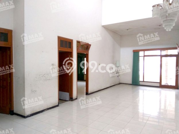 Disewakan! Rumah 3 Kamar Tidur &
2 Kamar Mandi di Tidar, Malang Disewakan! Rumah 3 Kamar Tidur &
2 Kamar Mandi di Tidar, Malang