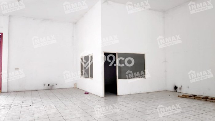 Gudang For Rent di Blimbing, Luas 810m2m², Area Premium, Siap Operasi Gudang For Rent di Blimbing, Luas 810m2m², Area Premium, Siap Operasi