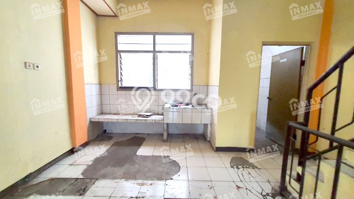 Ruko Disewakan Lokasi Blimbing Malang Harga Spesial! Ruko Disewakan Lokasi Blimbing Malang Harga Spesial!