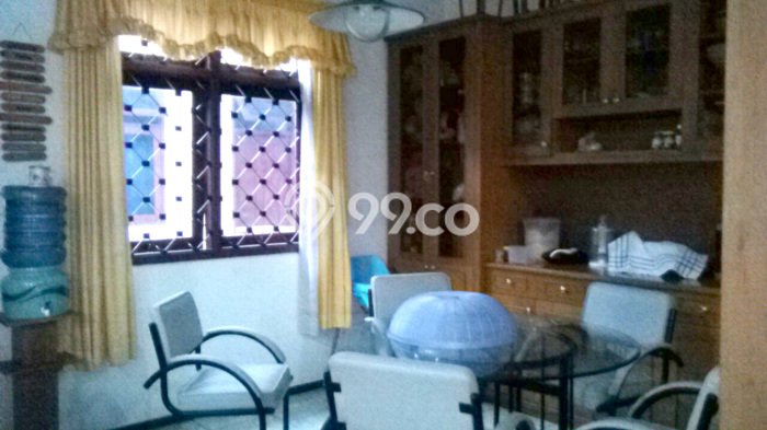 Hunian Mewah LB 525m2 Siap Pakai Desain Elegan di Tidar, Malang Hunian Mewah LB 525m2 Siap Pakai Desain Elegan di Tidar, Malang