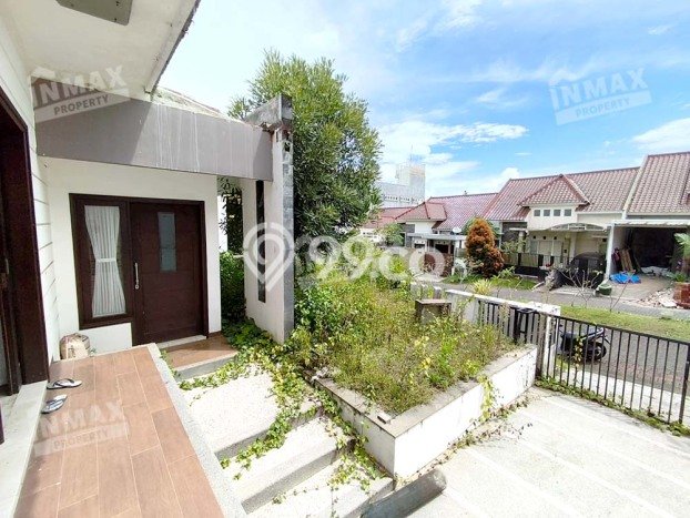 Disewakan! Rumah 3 Kamar Tidur &
2 Kamar Mandi di Villa Puncak Tidar, Malang Disewakan! Rumah 3 Kamar Tidur &
2 Kamar Mandi di Villa Puncak Tidar, Malang