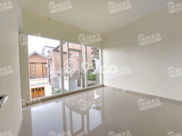 Rumah Bagus Siap Huni Di Blimbing Luas 89m2 Lokasi Strategis Rumah Bagus Siap Huni Di Blimbing Luas 89m2 Lokasi Strategis