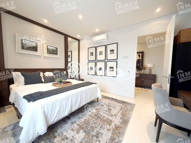 PRIME LOCATION! Rumah Berkembang area , Luas 264m2m² Bangunan 278m2m² PRIME LOCATION! Rumah Berkembang area , Luas 264m2m² Bangunan 278m2m²