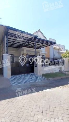 Rumah LT 190m2m² Desain Minimalis di , Dekat Fasilitas Umum, Malang Rumah LT 190m2m² Desain Minimalis di , Dekat Fasilitas Umum, Malang
