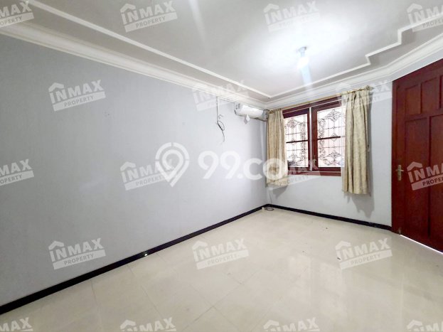 Lokasi terbaik! Rumah siap huni disewakan di Klojen LB 330m2 Lokasi terbaik! Rumah siap huni disewakan di Klojen LB 330m2