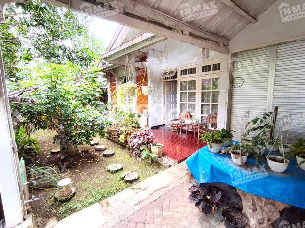 BEST CHOICE! Rumah area , Luas 264m2m² LB 140m2m² BEST CHOICE! Rumah area , Luas 264m2m² LB 140m2m²