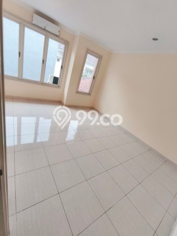 Jual Rumah Luas Megah Dengan View Eksklusif di Alam Sutera, Tangerang Jual Rumah Luas Megah Dengan View Eksklusif di Alam Sutera, Tangerang