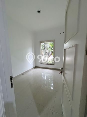 Disewakan! Rumah 4 Kamar Tidur &
3 Kamar Mandi di Gading Serpong, Tangerang Disewakan! Rumah 4 Kamar Tidur &
3 Kamar Mandi di Gading Serpong, Tangerang