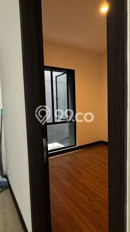 Lokasi terbaik! Rumah siap huni disewakan di BSD LB 266m2 Lokasi terbaik! Rumah siap huni disewakan di BSD LB 266m2