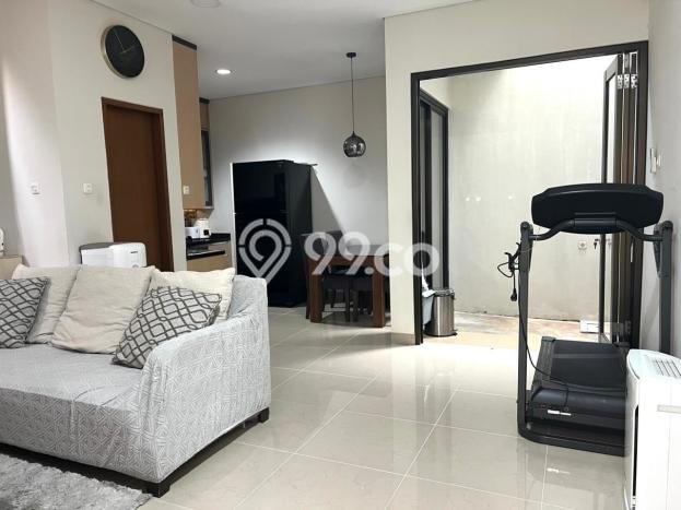Rumah Luas Asri 2 KT Siap Huni di BSD Tangerang Rumah Luas Asri 2 KT Siap Huni di BSD Tangerang