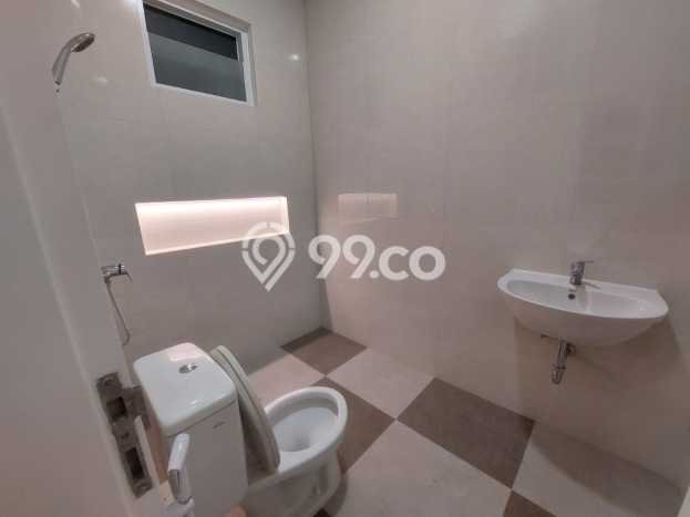 Rumah area BSD, Akses ke Tol, 4 KM, Luas 144m² LB 270m² Rumah area BSD, Akses ke Tol, 4 KM, Luas 144m² LB 270m²