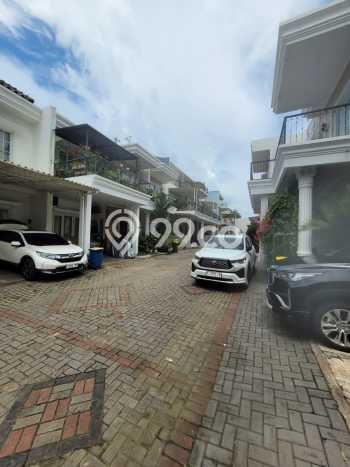 For Sale! Luxury House LT 169m2 Desain Elegan di Bintaro For Sale! Luxury House LT 169m2 Desain Elegan di Bintaro