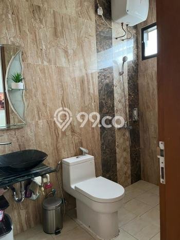 Rumah Luas Asri 2 KT Siap Huni di BSD Tangerang Rumah Luas Asri 2 KT Siap Huni di BSD Tangerang