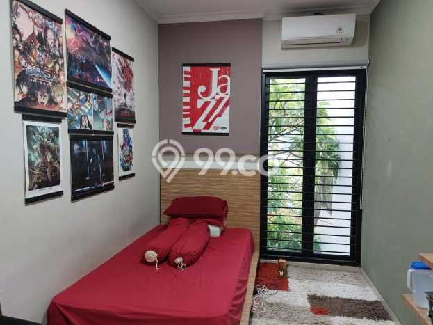 Siap Huni Hunian Elit 4 Kamar di Cilandak Dekat ke Mana Pun Siap Huni Hunian Elit 4 Kamar di Cilandak Dekat ke Mana Pun