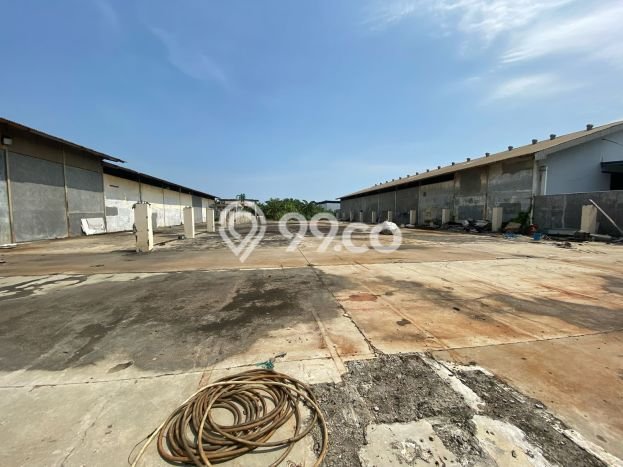 Lahan untuk Disewa di Jakarta Barat Luas 2376m2 Lahan untuk Disewa di Jakarta Barat Luas 2376m2