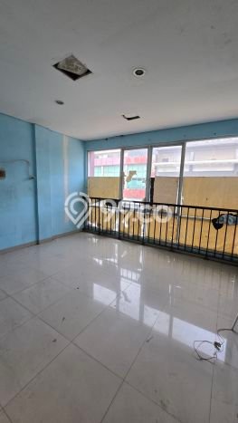 SEWA STRATEGIS! Ruko di Cengkareng, Luas 406m², Lokasi Berkembang SEWA STRATEGIS! Ruko di Cengkareng, Luas 406m², Lokasi Berkembang