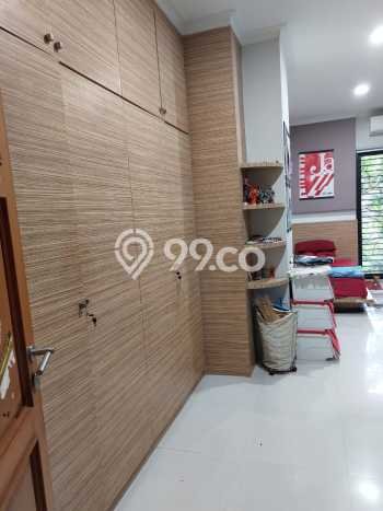 Siap Huni Hunian Elit 4 Kamar di Cilandak Dekat ke Mana Pun Siap Huni Hunian Elit 4 Kamar di Cilandak Dekat ke Mana Pun