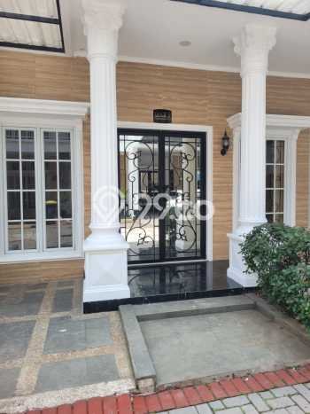 For Sale! Luxury House LT 169m2 Desain Elegan di Bintaro For Sale! Luxury House LT 169m2 Desain Elegan di Bintaro