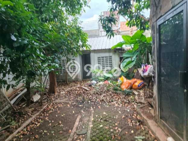 Dijual Hunian Mewah dengan Fasilitas Sekitar Komplit di Kramat Jati, Jakarta Timur Dijual Hunian Mewah dengan Fasilitas Sekitar Komplit di Kramat Jati, Jakarta Timur