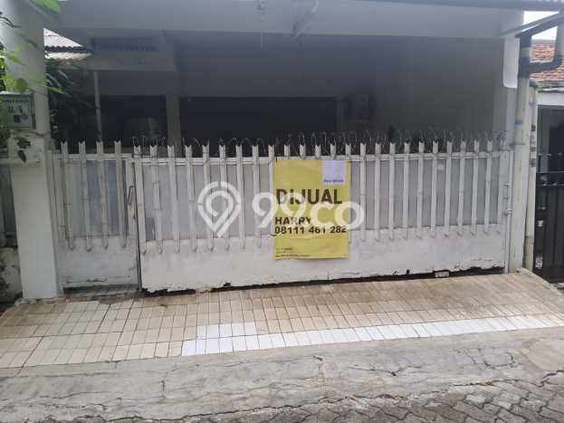 Ready to Use! Luxury House LT 213m2 Desain Elegan di Jati Padang Ready to Use! Luxury House LT 213m2 Desain Elegan di Jati Padang