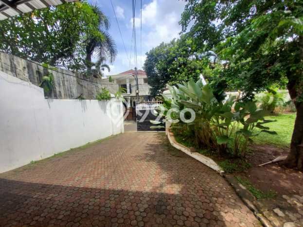 HUNIAN EKSKLUSIF! Rumah di , 4 KM, Design Modern, Luas 1000m2m² LB 800m2m² HUNIAN EKSKLUSIF! Rumah di , 4 KM, Design Modern, Luas 1000m2m² LB 800m2m²