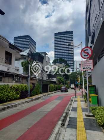 LOKASI STRATEGIS! Kantor di Menteng, Luas 350m2m², Area Bisnis LOKASI STRATEGIS! Kantor di Menteng, Luas 350m2m², Area Bisnis