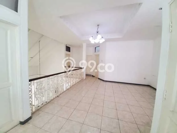 HUNIAN EKSKLUSIF! Rumah di , 4 KM, Design Modern, Luas 1000m2m² LB 800m2m² HUNIAN EKSKLUSIF! Rumah di , 4 KM, Design Modern, Luas 1000m2m² LB 800m2m²