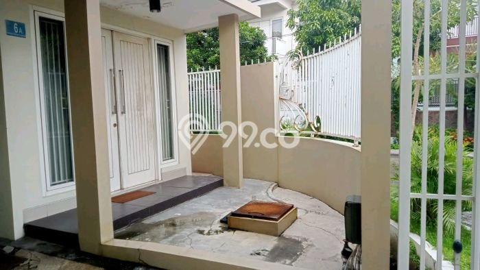 Rumah Minimalis 5 KT di Manyar Surabaya Semi Furnished Rumah Minimalis 5 KT di Manyar Surabaya Semi Furnished