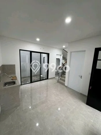 Rumah Bagus Siap Huni Di Lakarsantri Luas 132m2 Lokasi Strategis Rumah Bagus Siap Huni Di Lakarsantri Luas 132m2 Lokasi Strategis