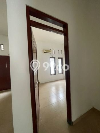 Sewa Rumah Murah di kebraon Surabaya dengan 3 Kamar Tidur Sewa Rumah Murah di kebraon Surabaya dengan 3 Kamar Tidur
