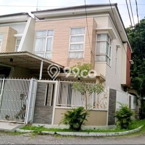 Rumah Minimalis 5 KT di Manyar Surabaya Semi Furnished Rumah Minimalis 5 KT di Manyar Surabaya Semi Furnished