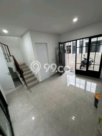 Rumah Bagus Siap Huni Di Lakarsantri Luas 132m2 Lokasi Strategis Rumah Bagus Siap Huni Di Lakarsantri Luas 132m2 Lokasi Strategis